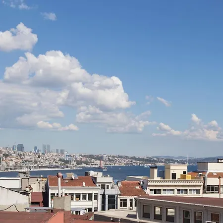 Queens Land Hotel Istambul