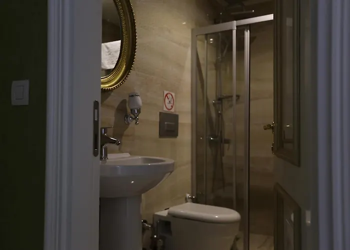 Queens Land Отель Стамбул