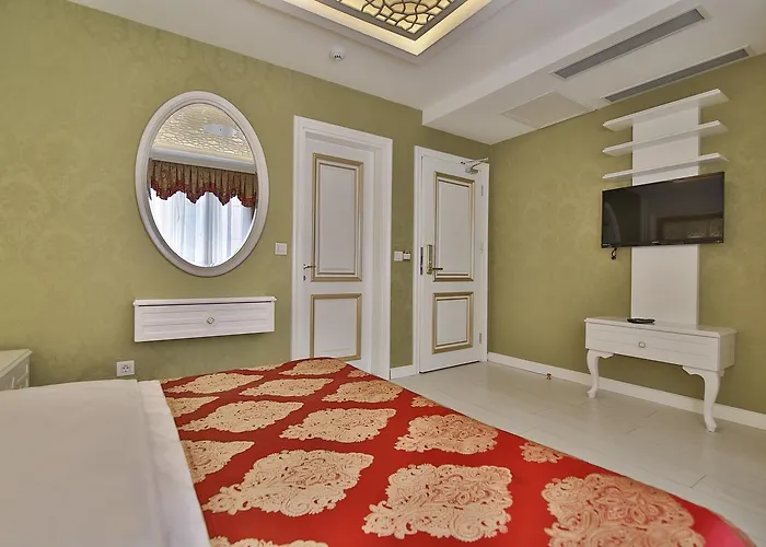 Queens Land Отель Стамбул