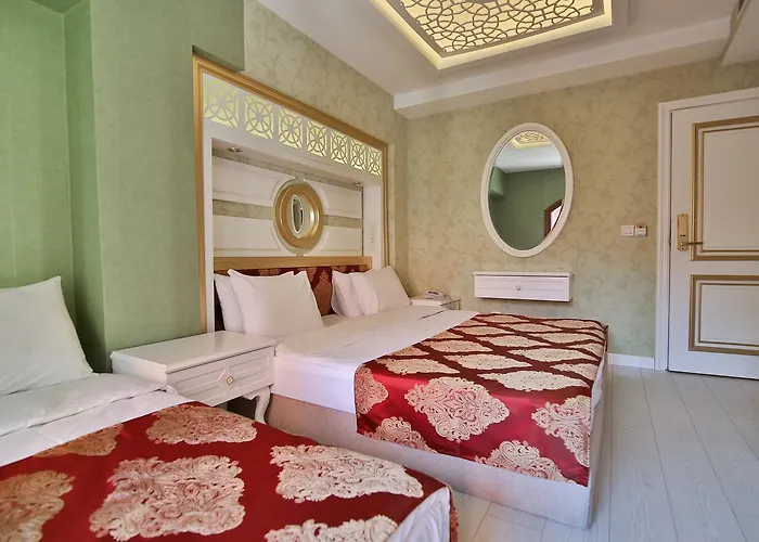 Queens Land 2* Стамбул