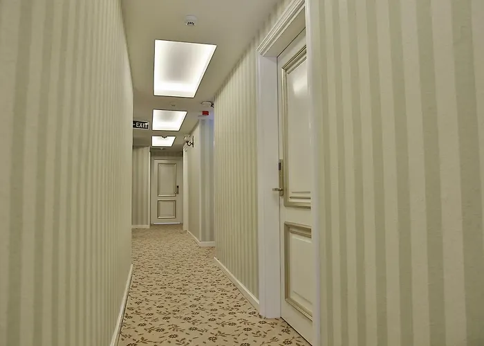 Queens Land 2* Стамбул